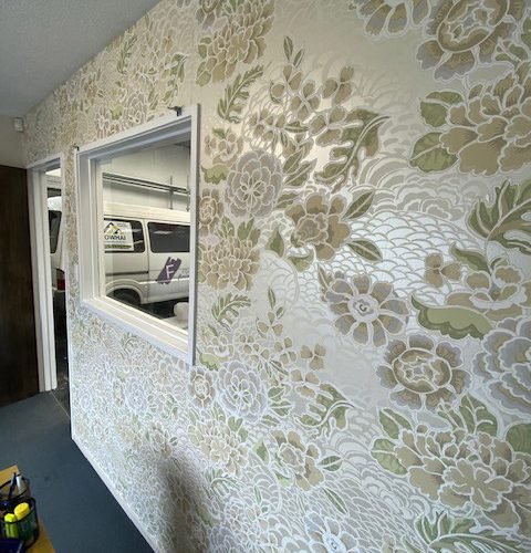 wallpapering-18