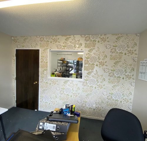 wallpapering-19