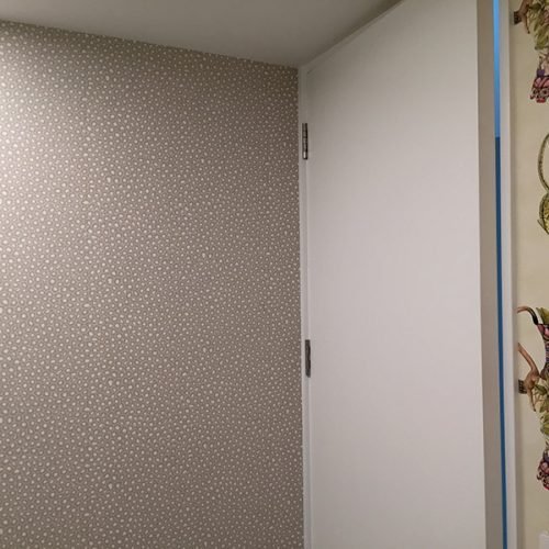 wallpapering-7